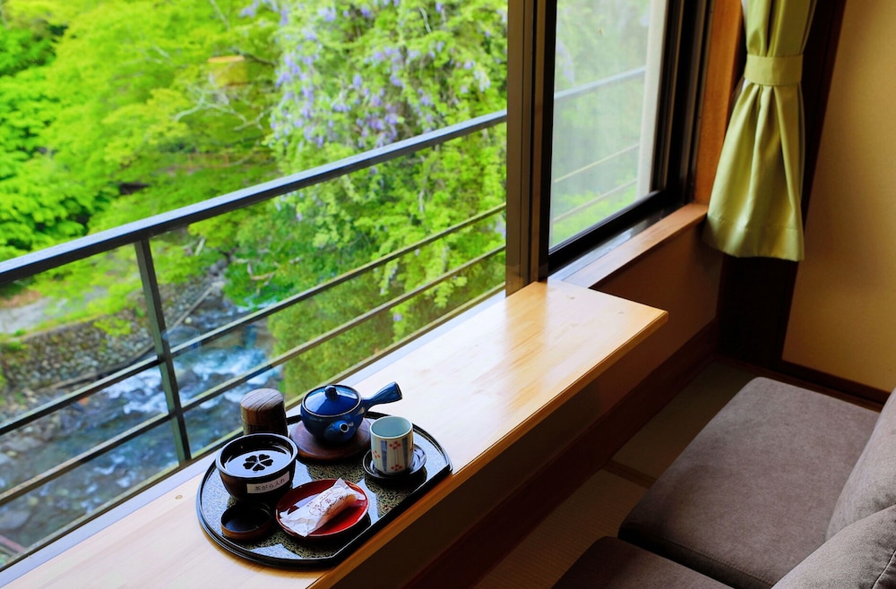 たつた旅館 清水