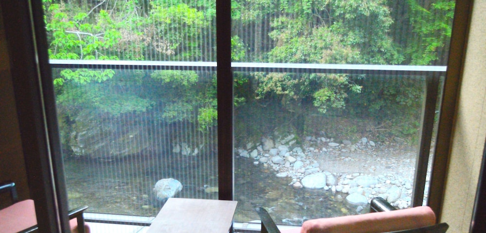 たつた旅館 清水