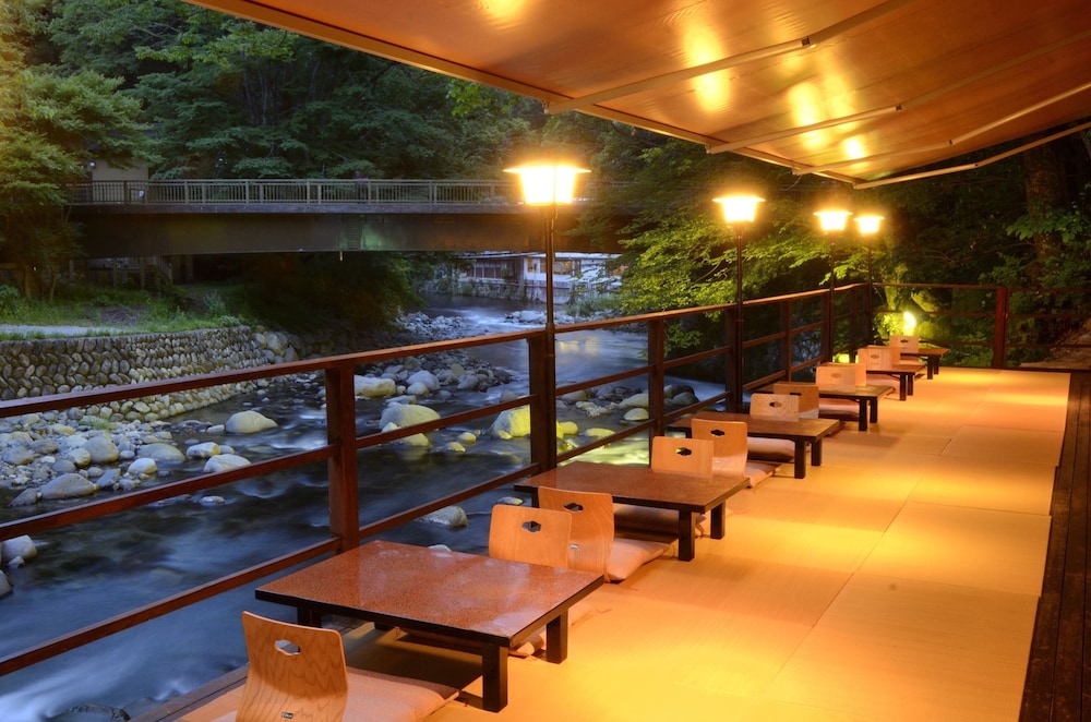 たつた旅館 清水