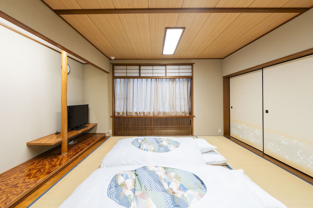 富士祥栄会館 清水