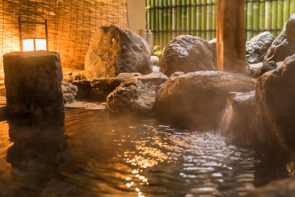 頼朝の湯 本陣 清水