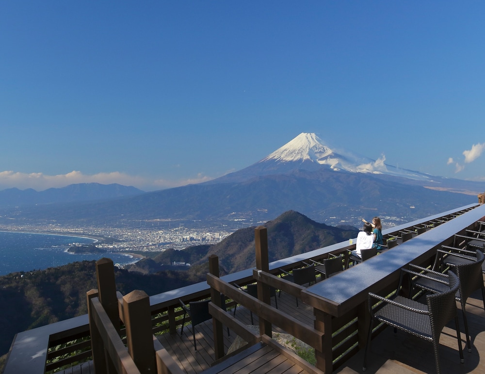 楽山やすだ 清水