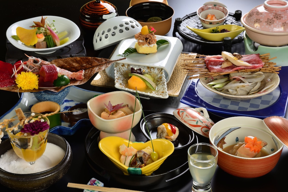 楽山やすだ 清水