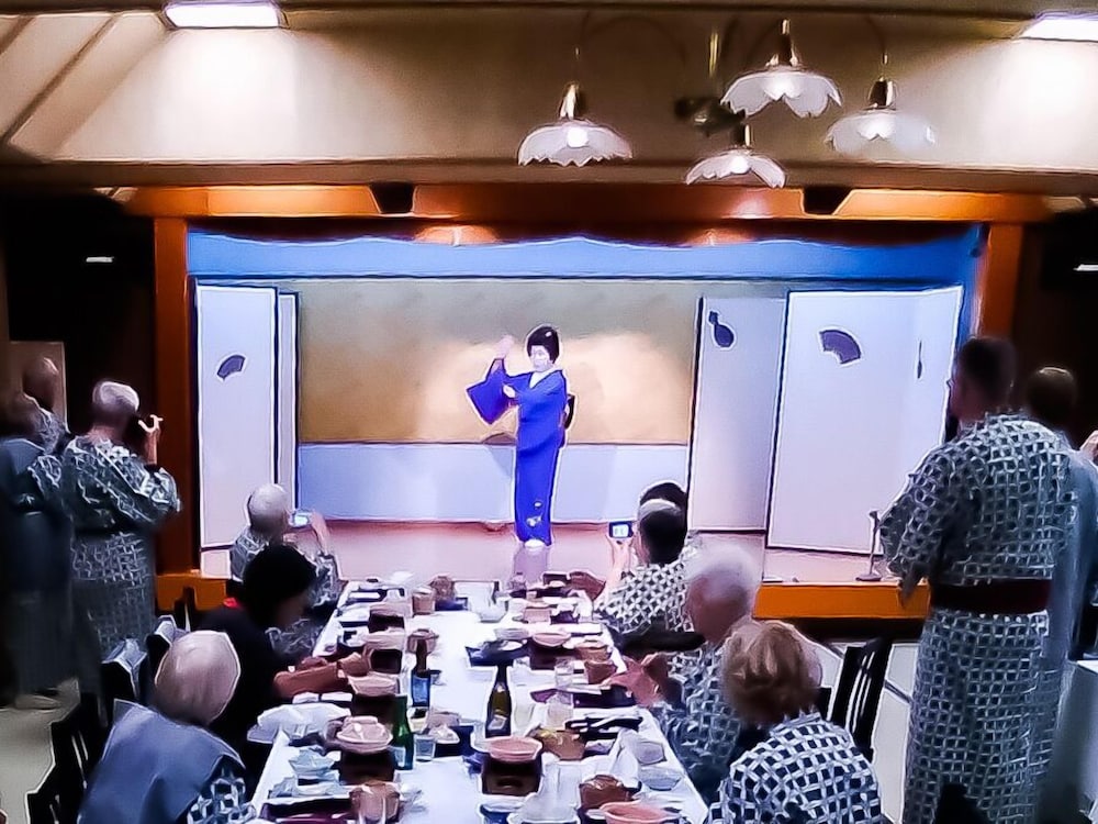 楽山やすだ 清水