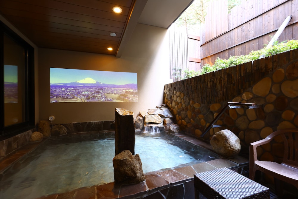 天然温泉 富士桜の湯 ドーミーイン EXPRESS 御殿場 清水
