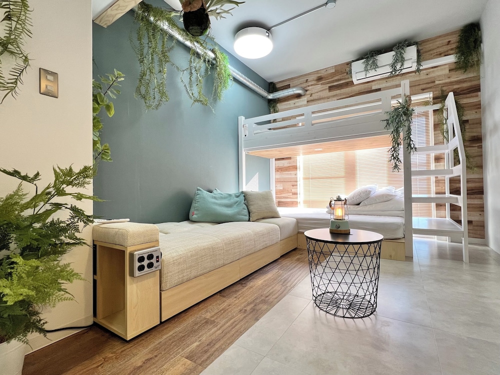 365BASE OUTDOOR HOSTEL 浜松