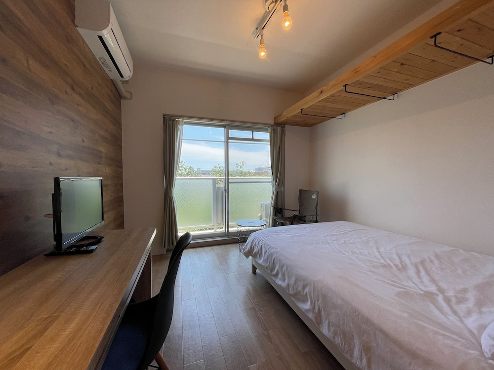 365BASE OUTDOOR HOSTEL 浜松