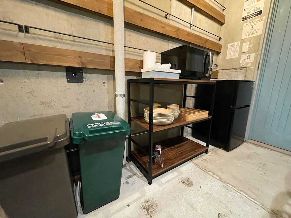 365BASE OUTDOOR HOSTEL 浜松