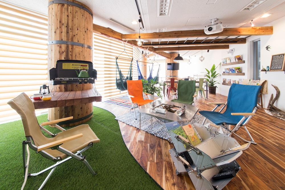 365BASE OUTDOOR HOSTEL 浜松