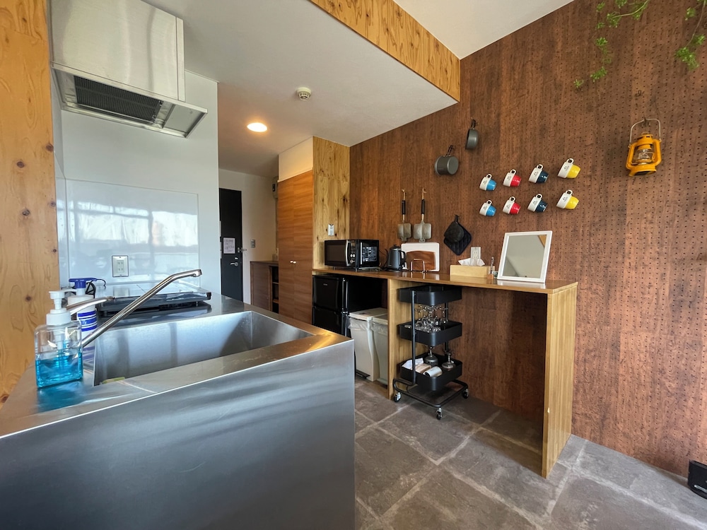 365BASE OUTDOOR HOSTEL 浜松