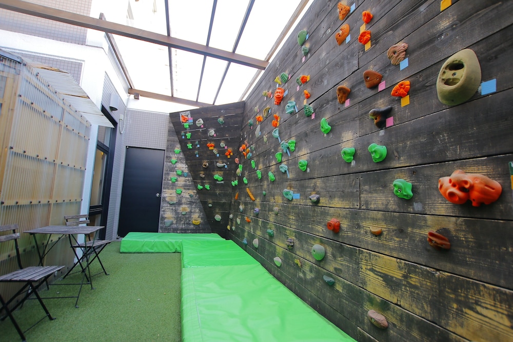 365BASE OUTDOOR HOSTEL 浜松