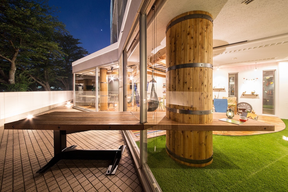 365BASE OUTDOOR HOSTEL 浜松