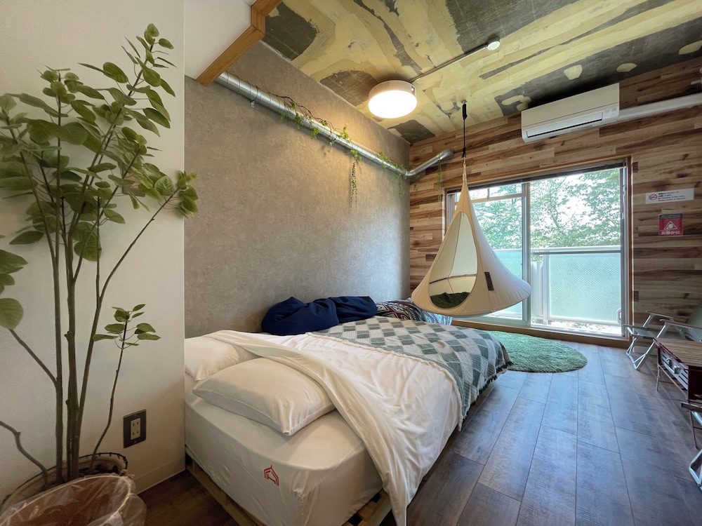 365BASE OUTDOOR HOSTEL 浜松