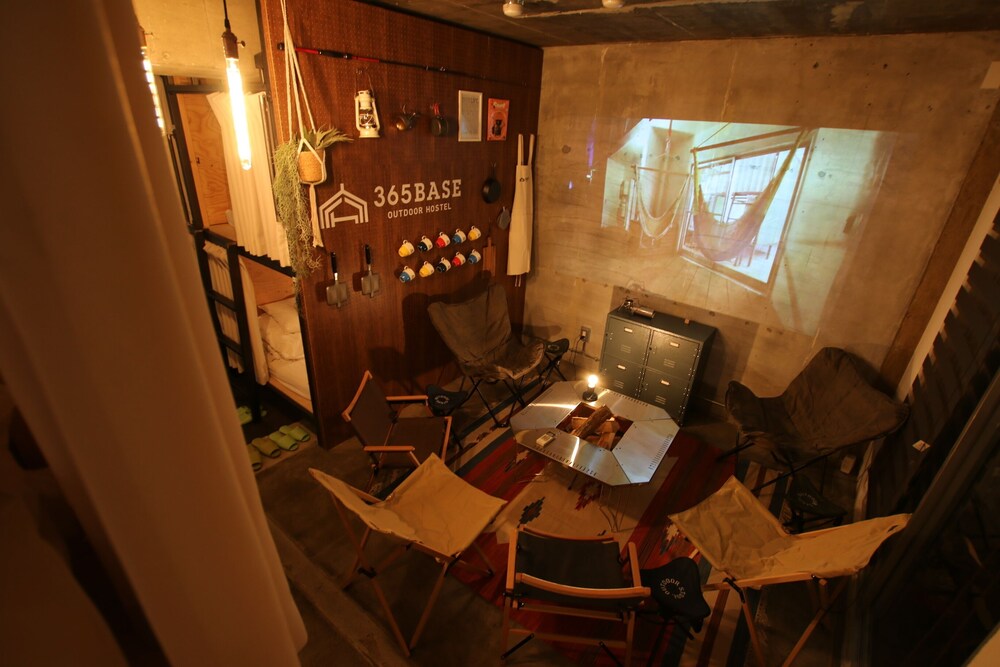 365BASE OUTDOOR HOSTEL 浜松