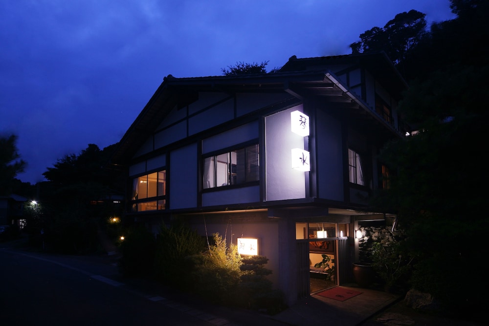 割烹旅館 琴水 浜松