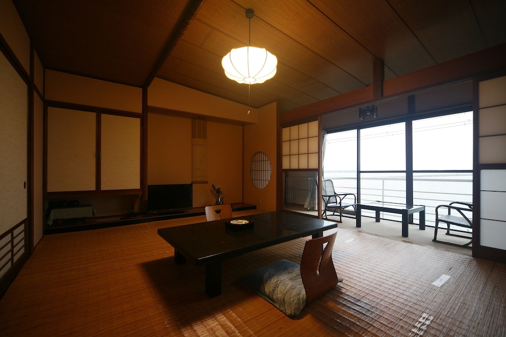 割烹旅館 琴水 浜松