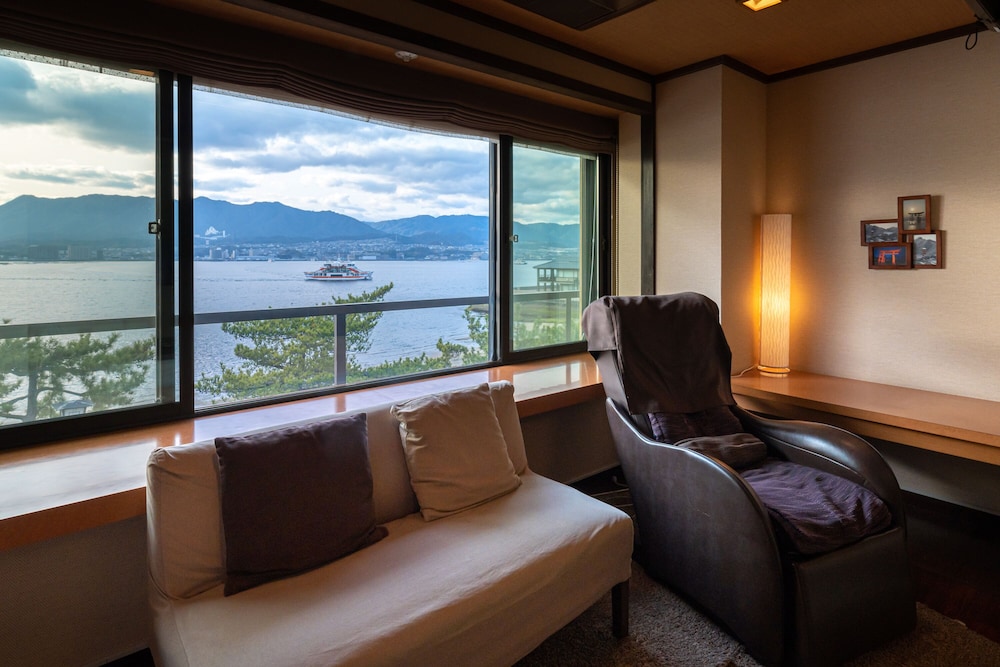 宮島錦水館 宮島
