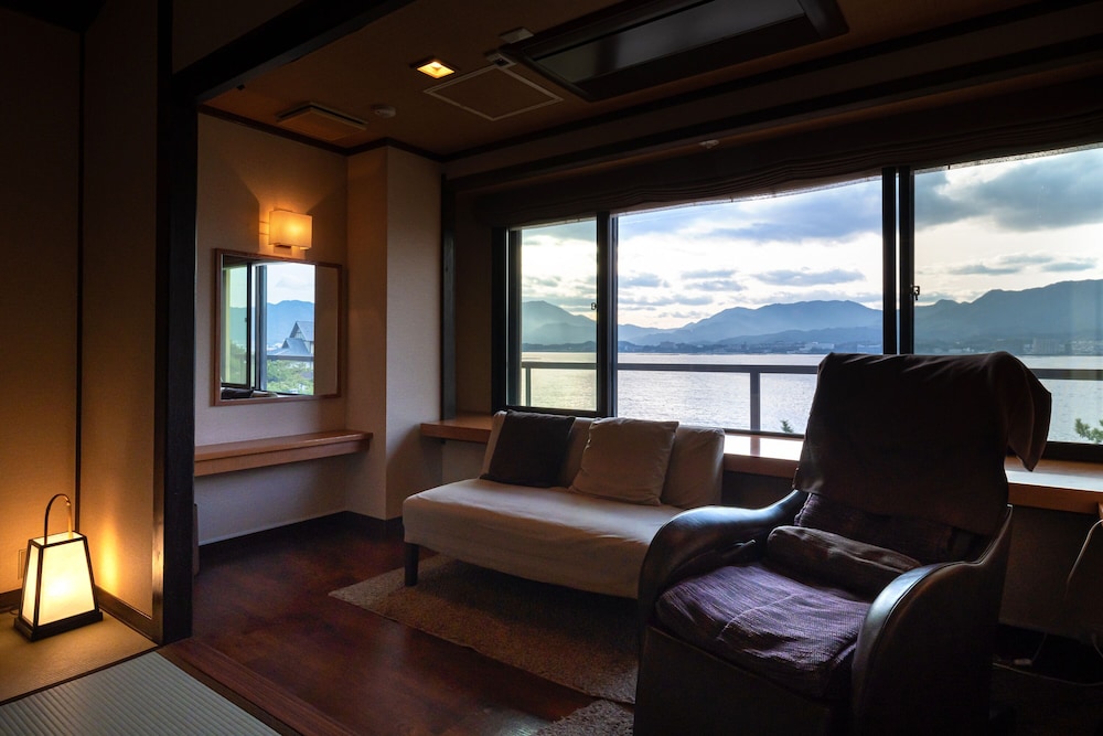 宮島錦水館 宮島