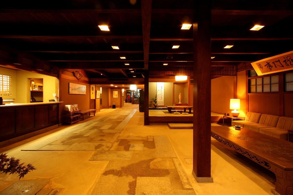 岩惣 宮島