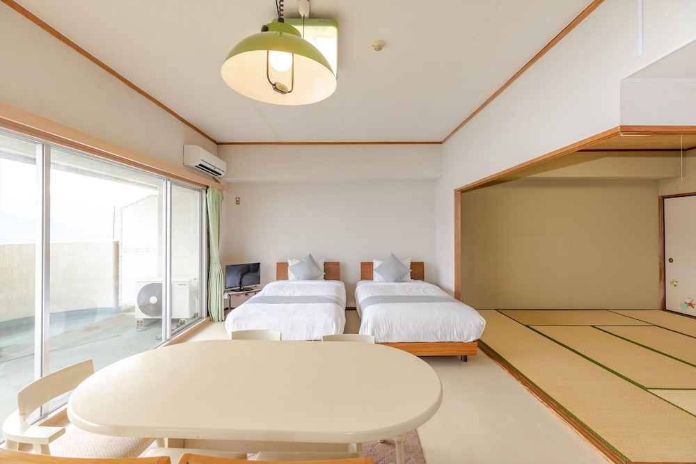 OYO ホテル 宮島 INN ほうらいの里 広島 宮島
