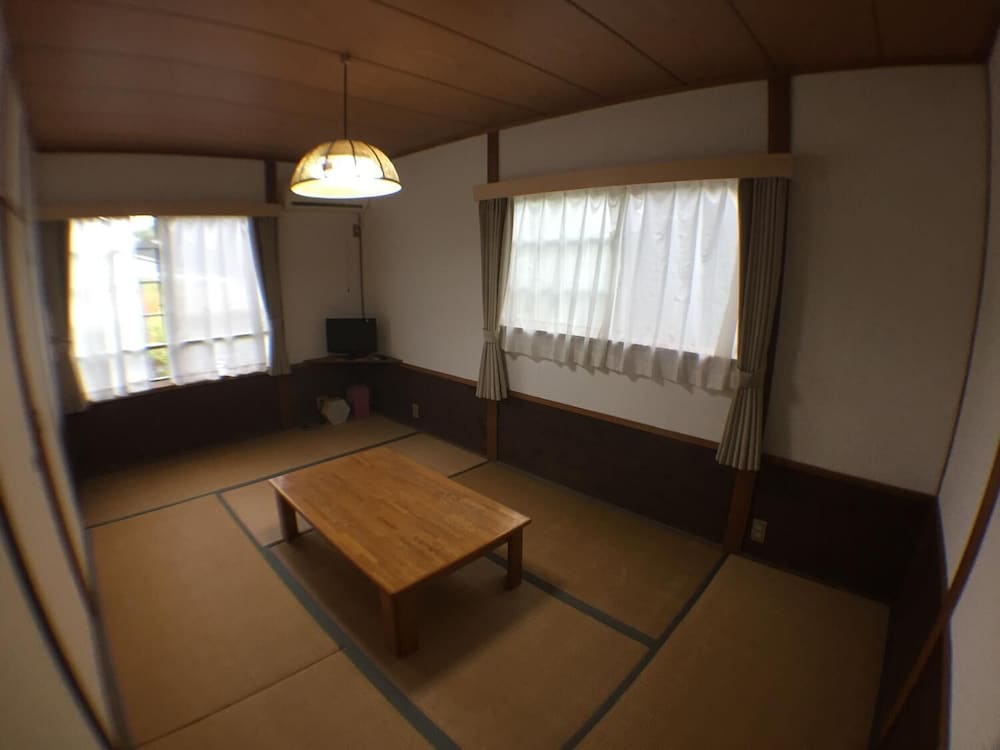 PENSION UNBALANCE 宮島