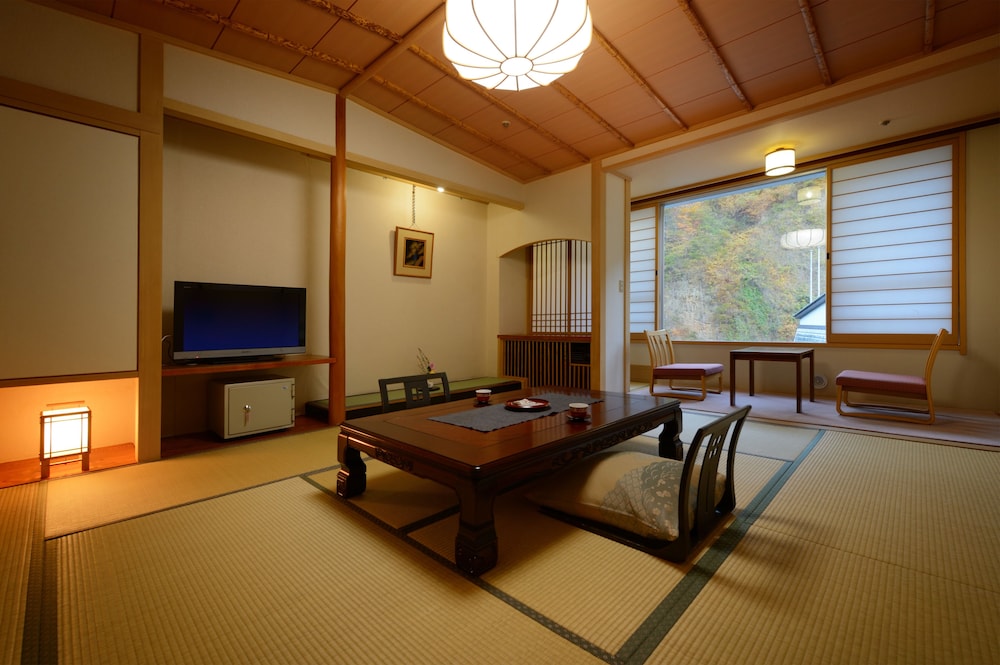 土湯温泉 ホテル山水荘 福島
