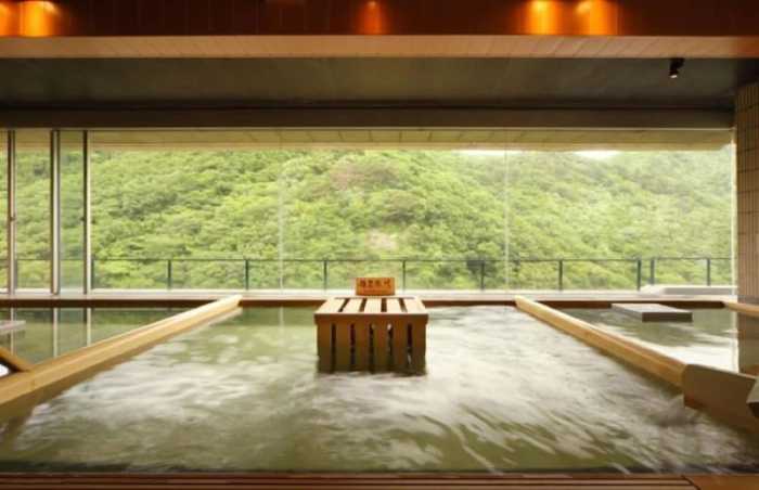 ホテル華の湯　※ 福島