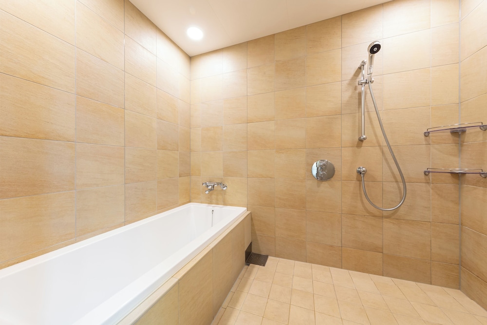 スパリゾートハワイアンズ モノリスタワー 福島