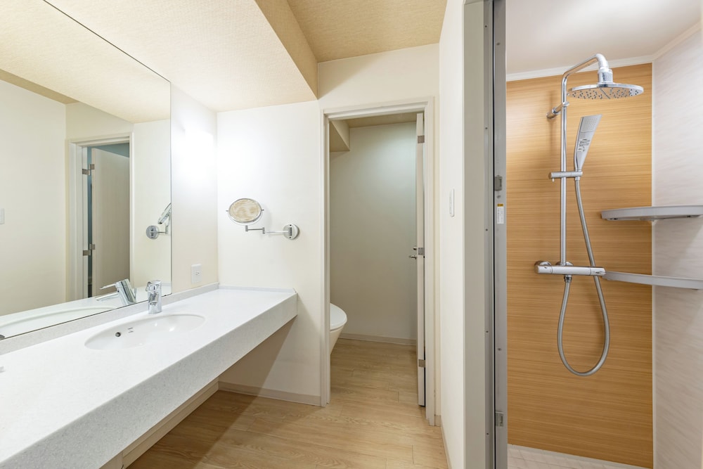 スパリゾートハワイアンズ モノリスタワー 福島