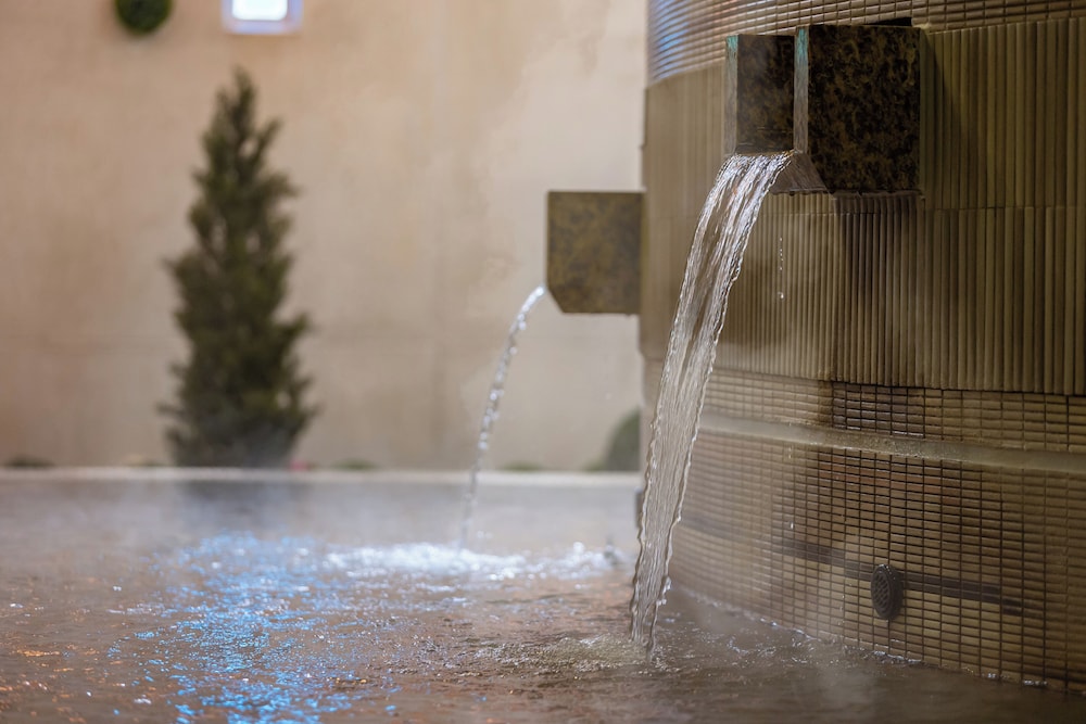 スパリゾートハワイアンズ モノリスタワー 福島