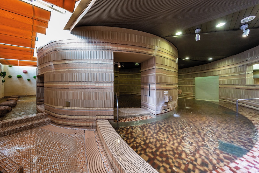 スパリゾートハワイアンズ モノリスタワー 福島