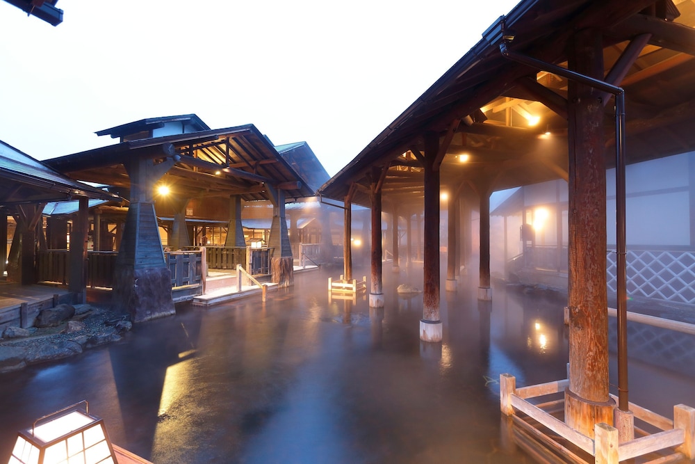 スパリゾートハワイアンズ モノリスタワー 福島