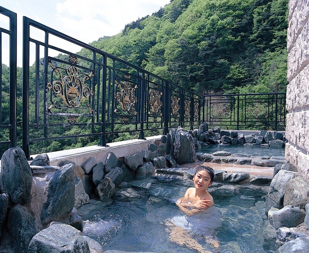 穴原温泉渓苑花の瀬 福島