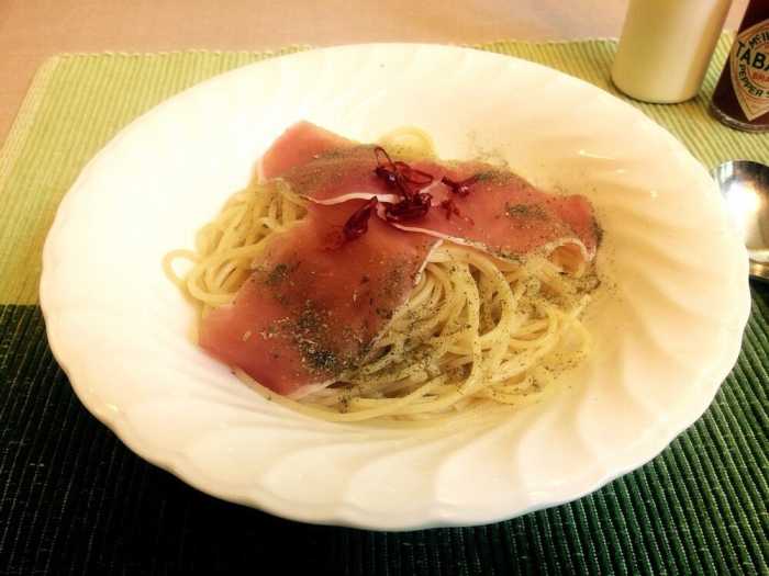 小川の流れるペンションのどか 福島