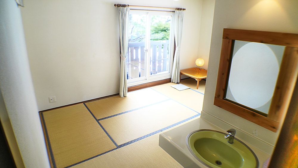 BANDAI LAKESIDE GUESTHOUSE 福島