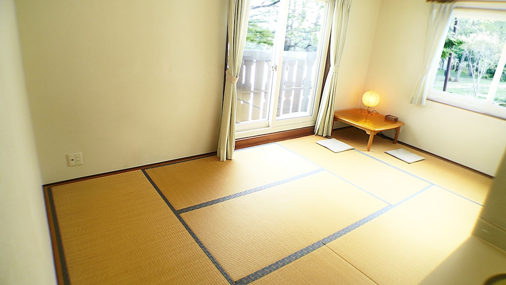 BANDAI LAKESIDE GUESTHOUSE 福島