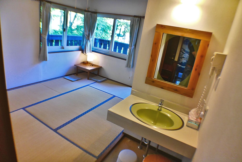 BANDAI LAKESIDE GUESTHOUSE 福島