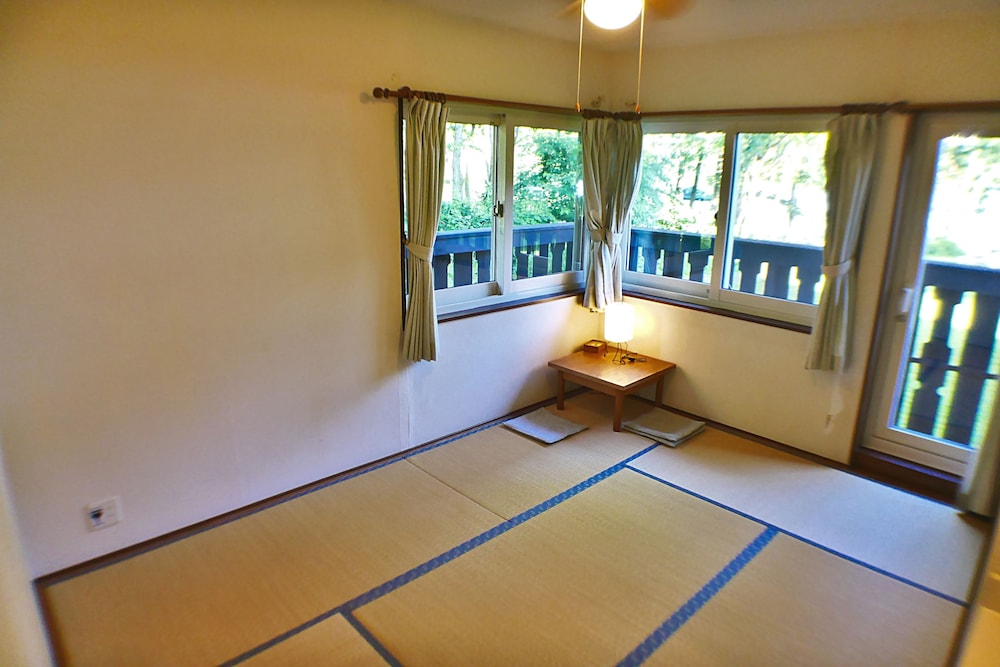 BANDAI LAKESIDE GUESTHOUSE 福島