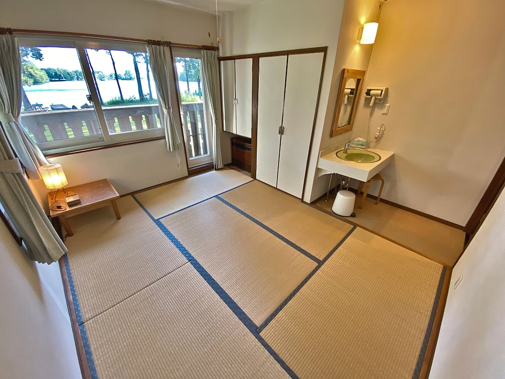 BANDAI LAKESIDE GUESTHOUSE 福島