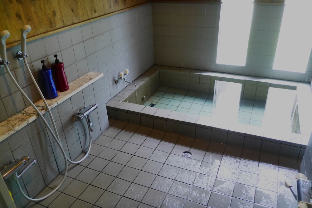 BANDAI LAKESIDE GUESTHOUSE 福島