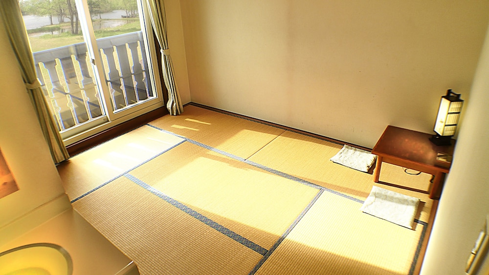 BANDAI LAKESIDE GUESTHOUSE 福島