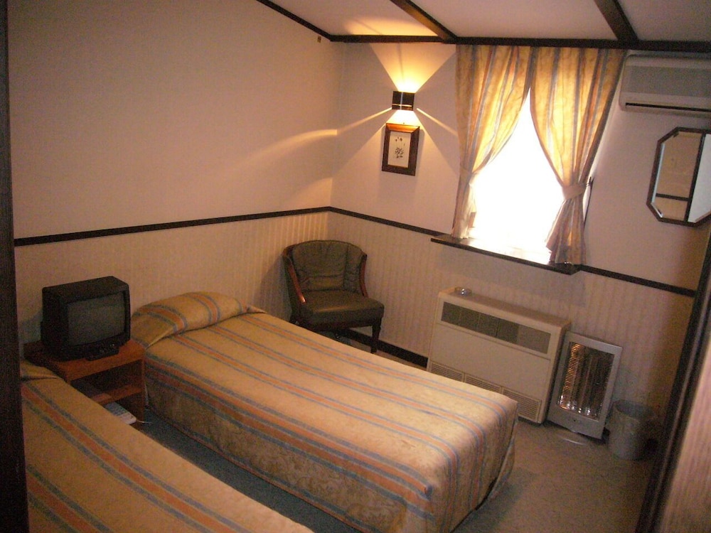 ペンション アルビン 福島