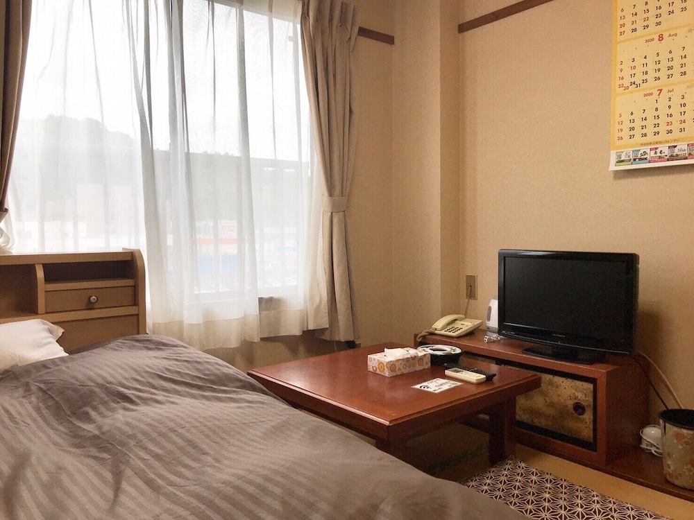 MISAKI HOTEL&LOUNGE 福島
