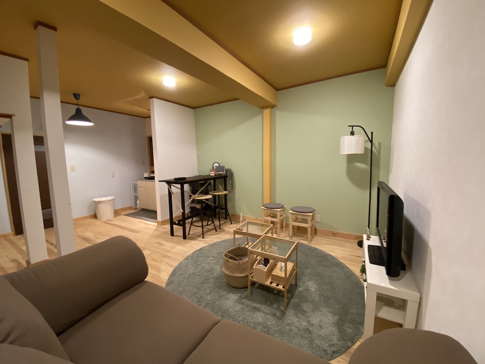 MOOI GUESTHOUSE 福島