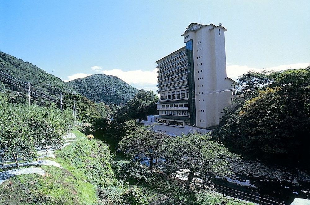 山房 月之瀬 福島