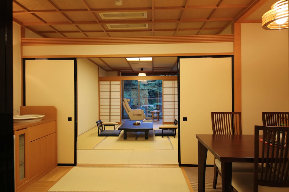 奥の院 ほてる とく川 日光