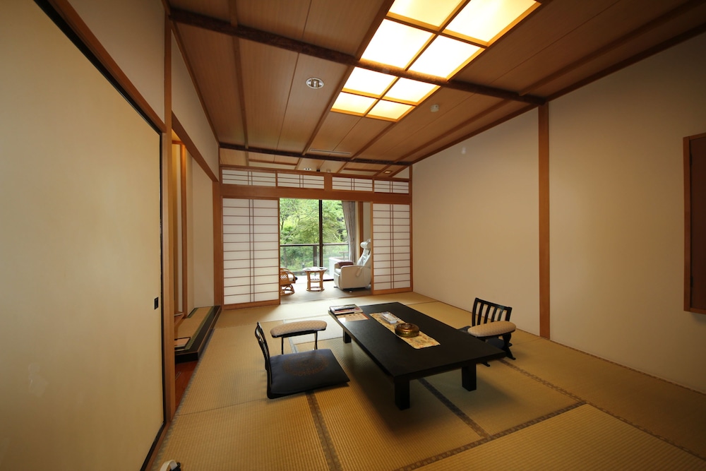奥の院 ほてる とく川 日光