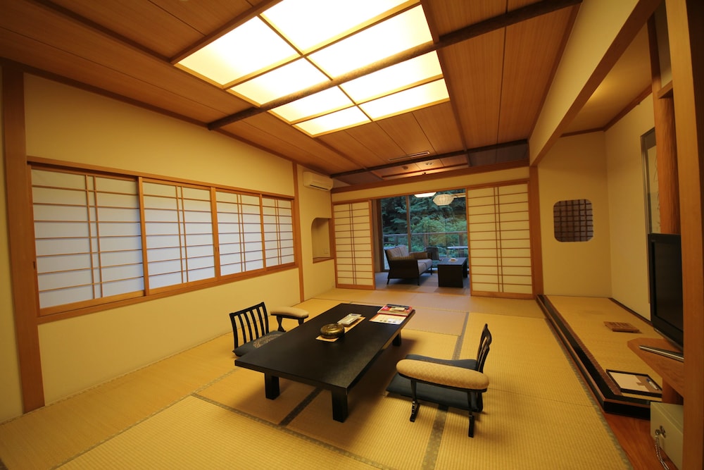 奥の院 ほてる とく川 日光