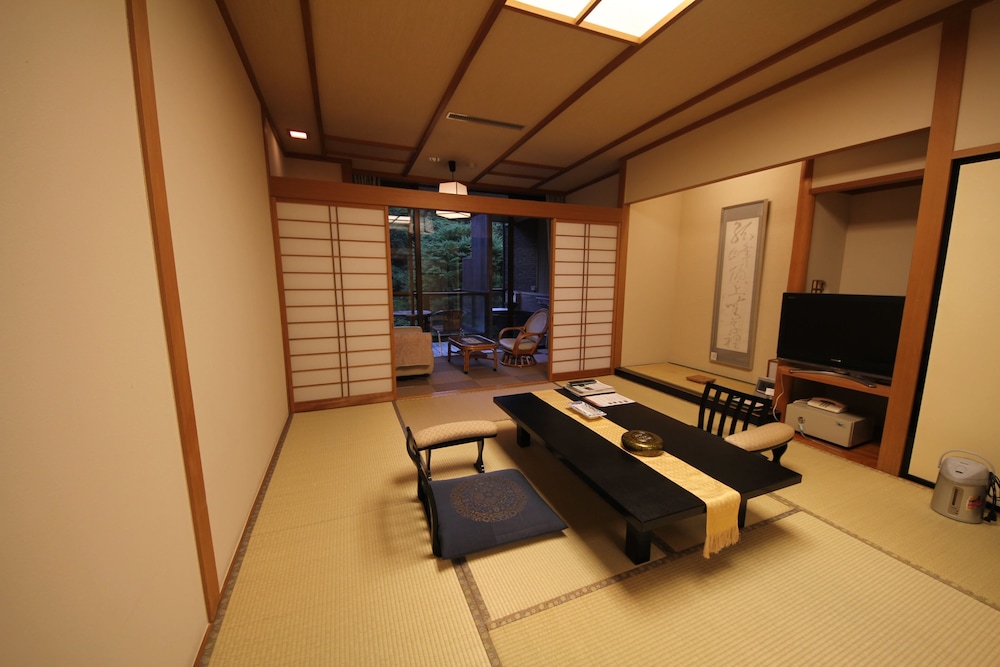 奥の院 ほてる とく川 日光