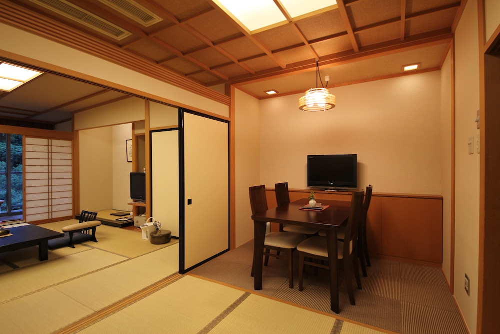 奥の院 ほてる とく川 日光